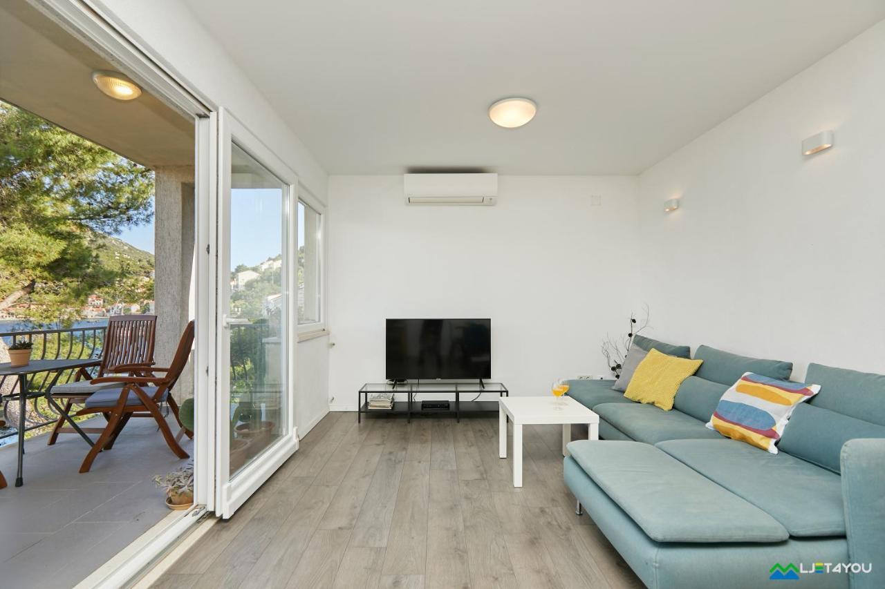 Mljet 4 You - Seafront Apartment Sobra Exteriör bild