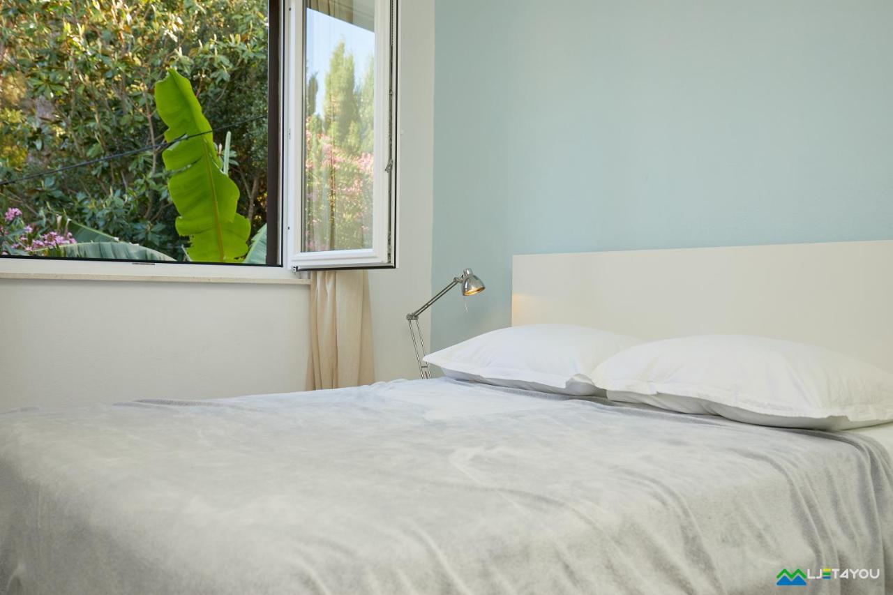 Mljet 4 You - Seafront Apartment Sobra Exteriör bild